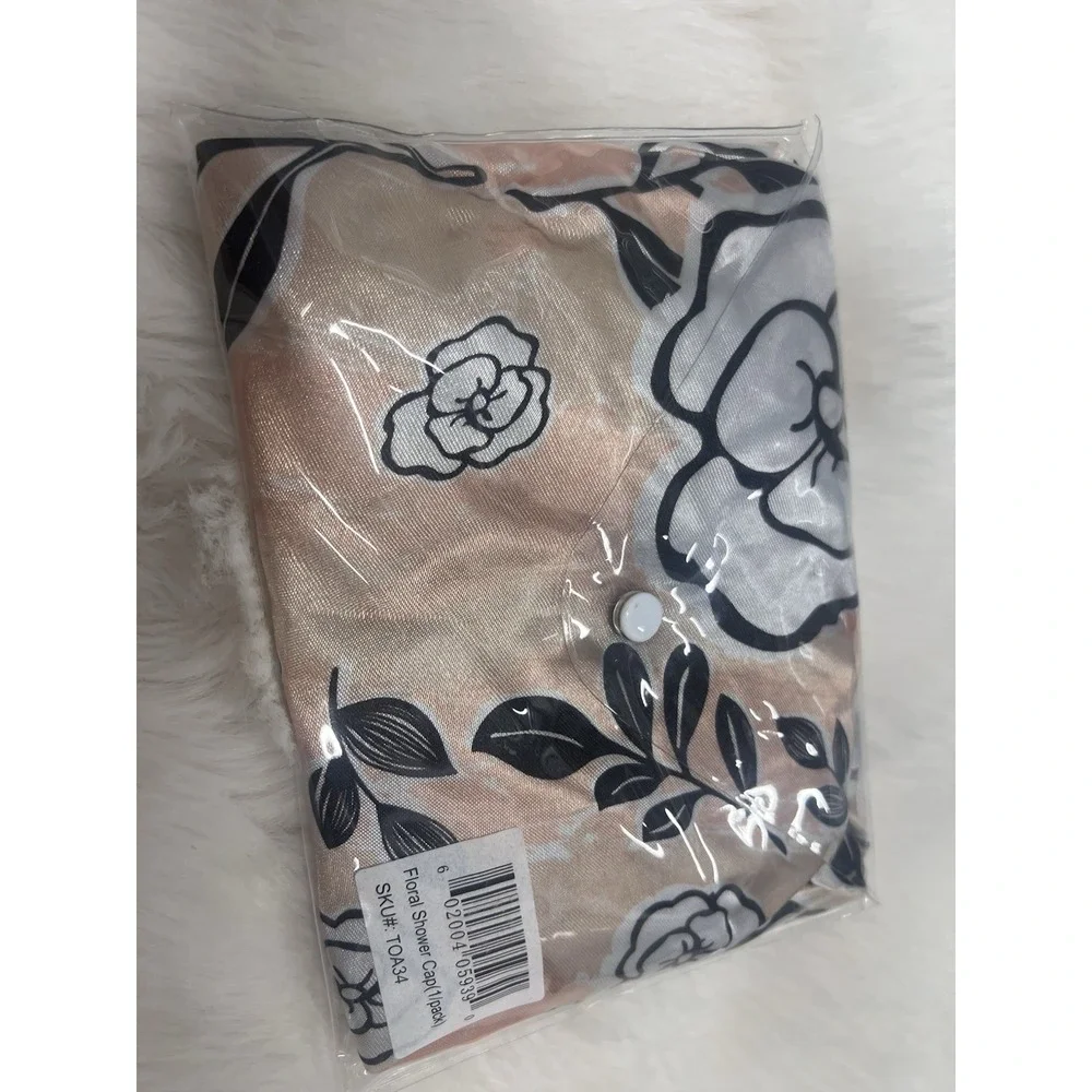 Benefit Reusable Shower Cap Multicolor